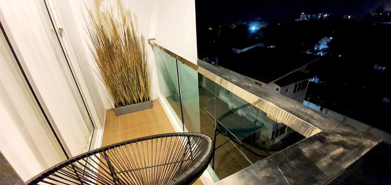 Sweet Seaview Flr6 With Toproop Pool Flr7 At The Blux Bangsaen Exterior photo